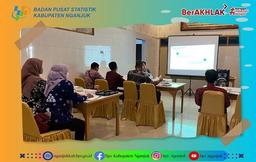 Refreshing Petugas Survei IMK Triwulanan Tahun 2023