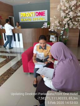 Updating Tourism Directory at Front One Nganjuk Hotel